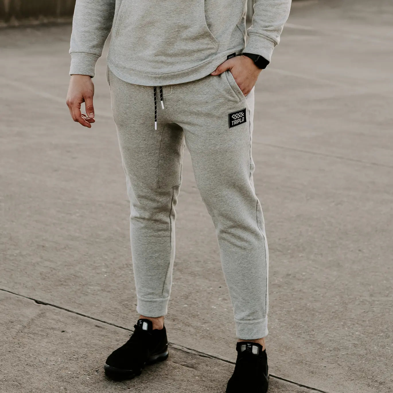 Heather discount gray joggers