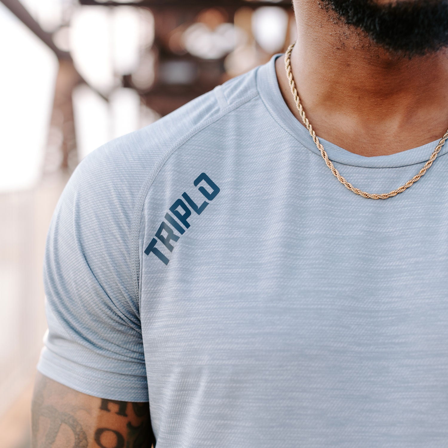 MISSION PERFORMANCE TEE - OCEAN BLUE