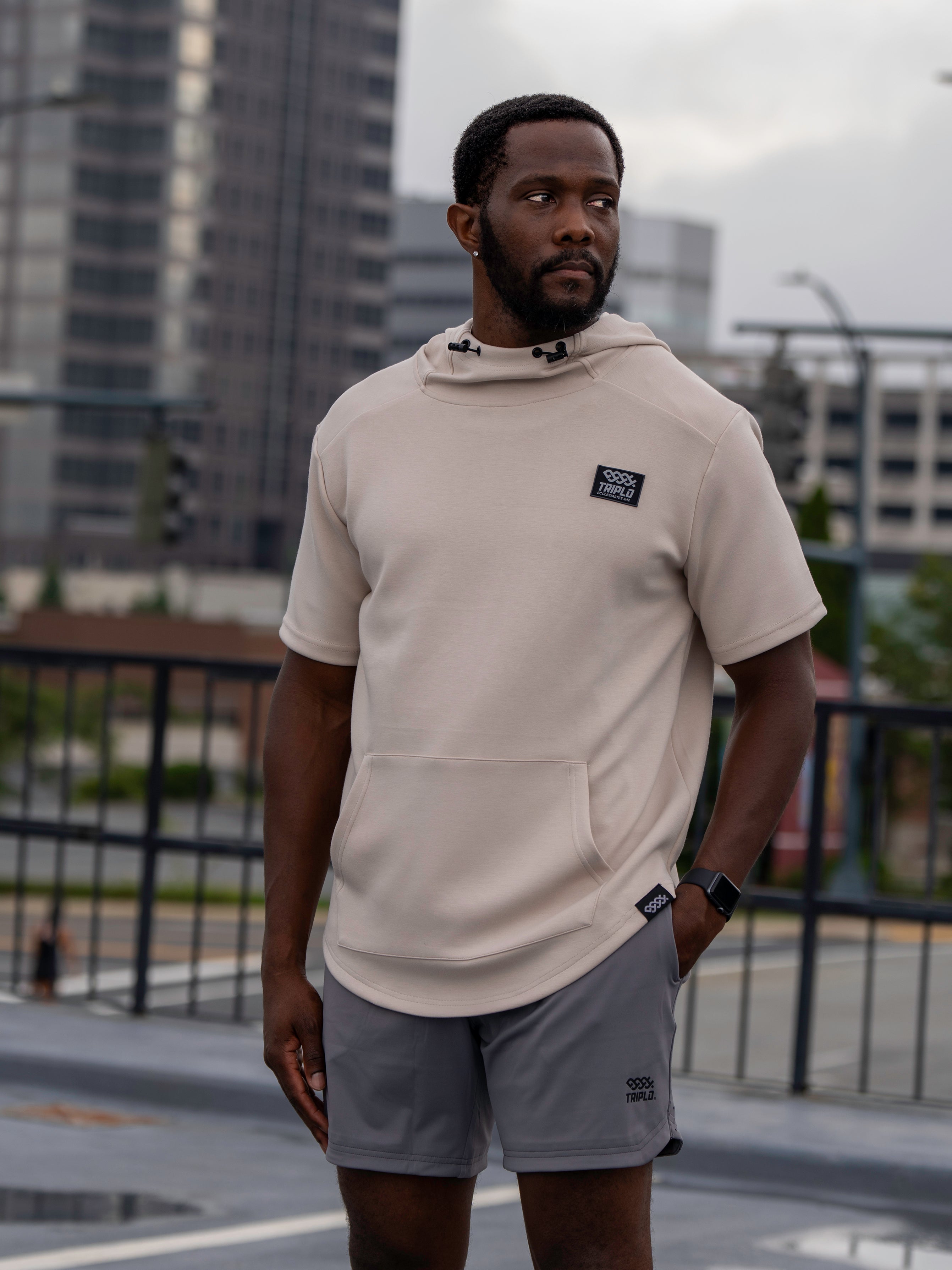 LUXE II SHORT SLEEVE - TAN